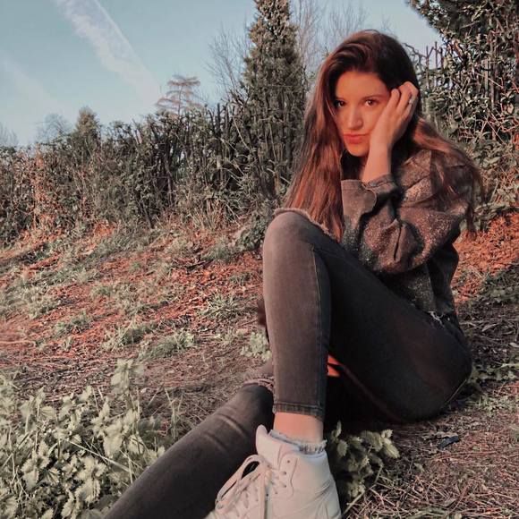 brooke21098